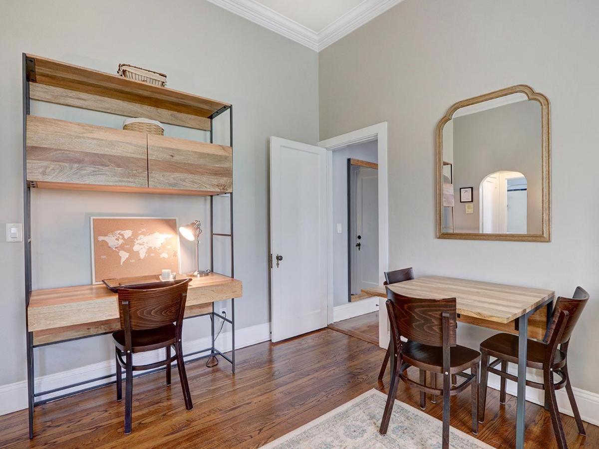 Charm On Liberty Apartment Savannah Bagian luar foto